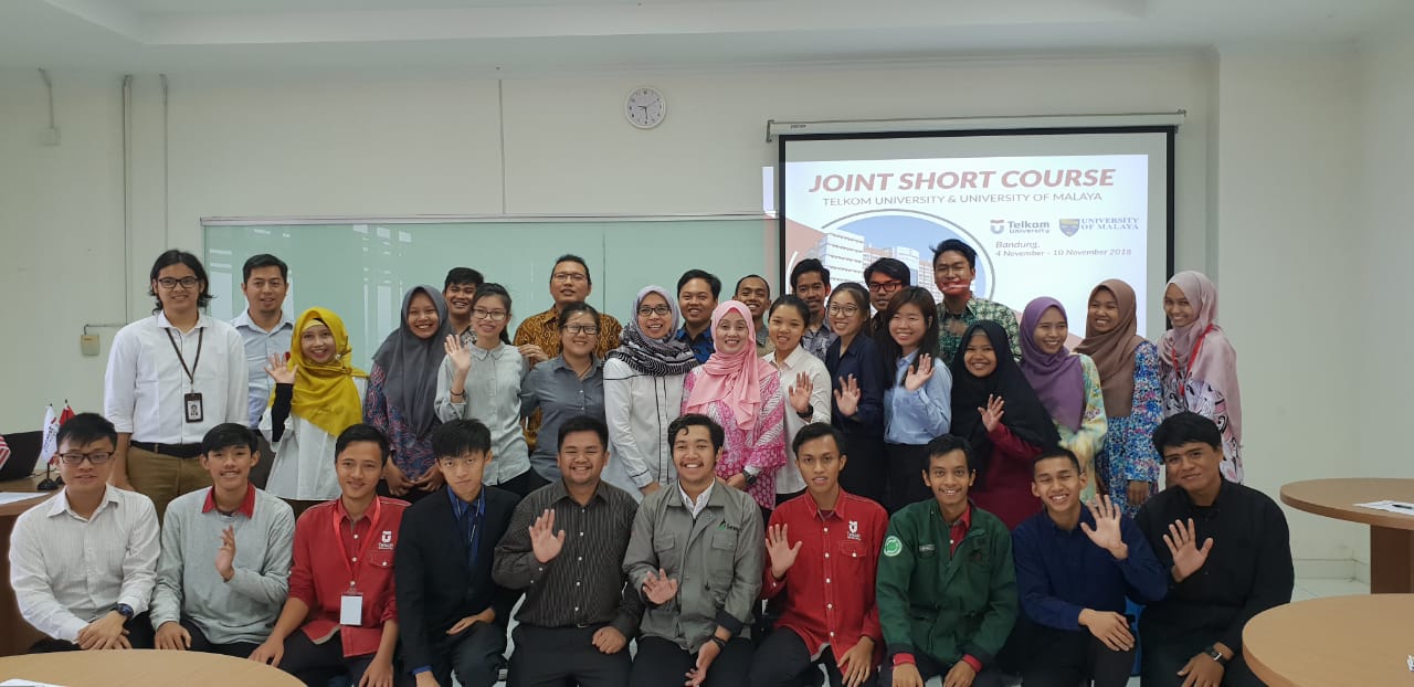 6 Siswa D3 TK mengikuti summer course dengan University of Malaya