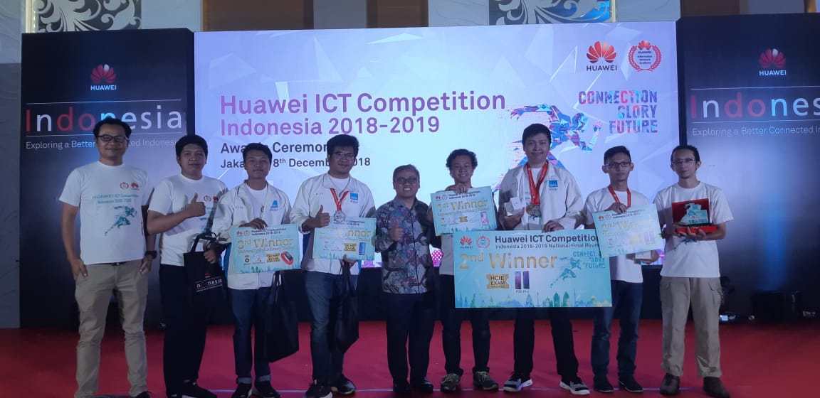 Tim Tel-U menjadi juara 2 pada kompetisi Huawei ICT Competition 2018