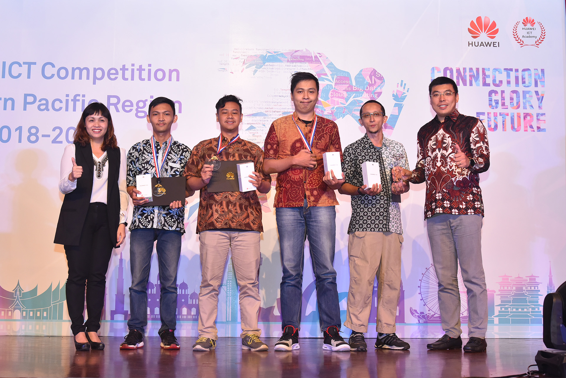 Tim Tel-U juara 1 Huawei ICT Competition tingkat regional Asia Pasific