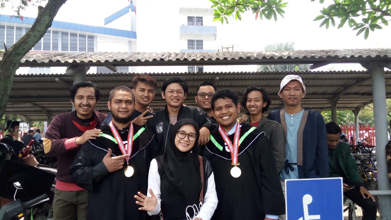 Wisuda April 2019 | D3 Teknologi Komputer Telkom University